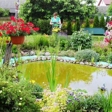 Moja mama systematycznie czyta magazyn ,,Mój piękny ogród'' 