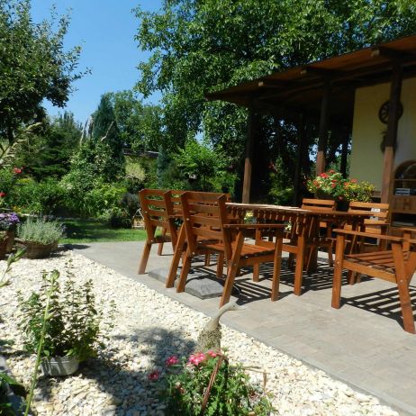 Mała architektura jest dziełem mojego męża,ten taras powstał w tym roku