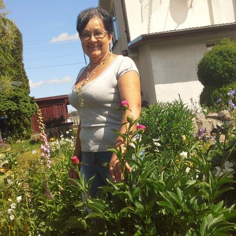 Ja w moim kawałku ogródka.