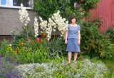 Bożenka w swoim przyblokowym ogródeczku- lipiec 2014r. ;)