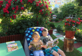Kącik wypoczynkowy – jest to miejsce, wypoczynku i relaksu w malowniczym 
otoczeniu. Wnuki bardzo lubią tu przebywać,  ponieważ uwielbiają czytać.
