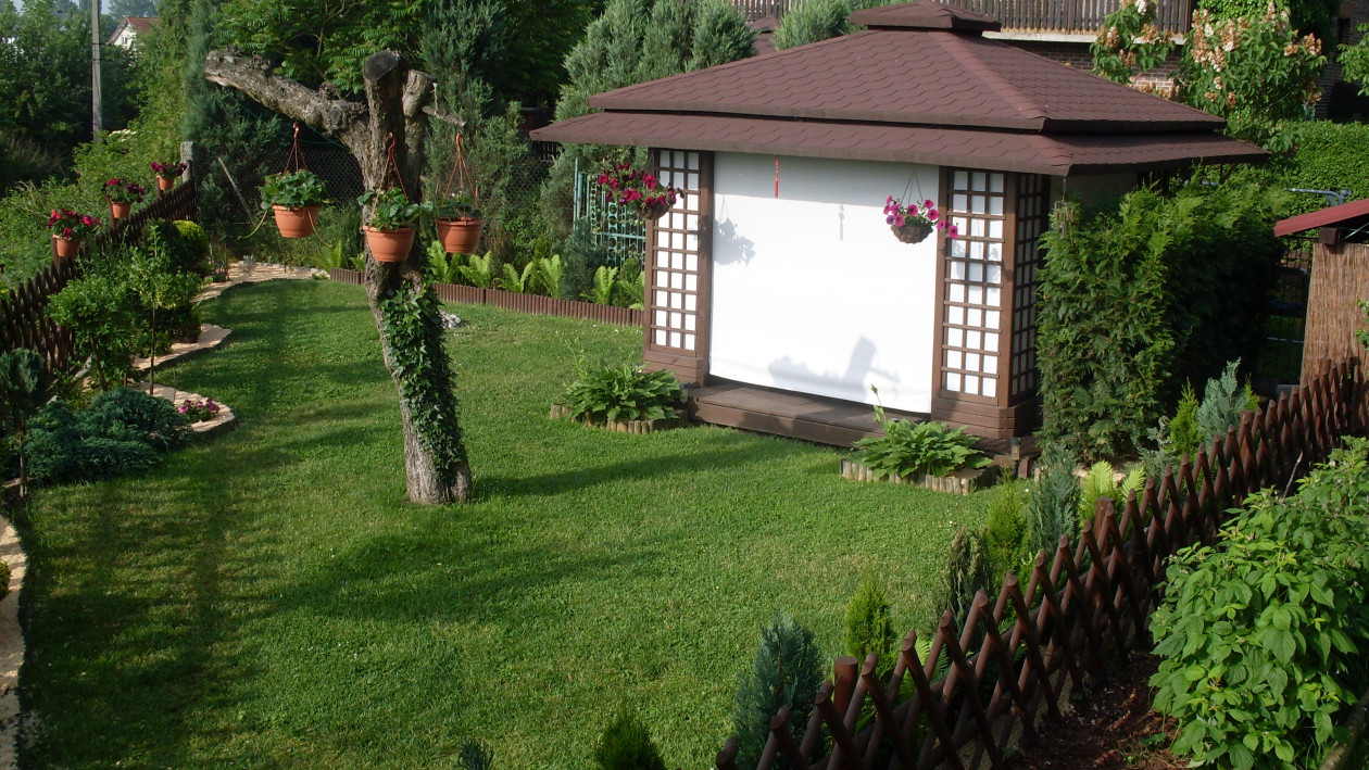 Herbaciarnia japońska - ogród trójkątny 